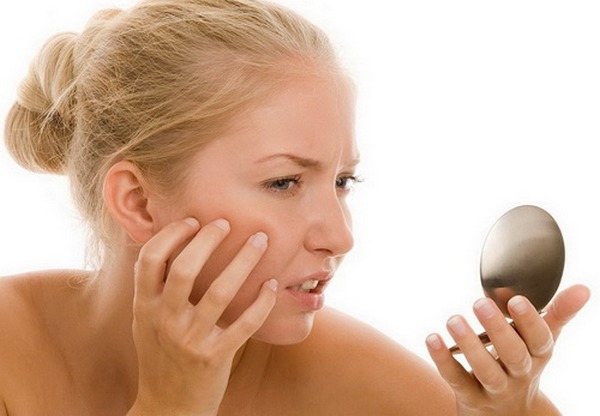 Причини і способи усунення лущення шкіри обличчя