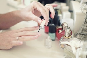 Що потрібно для покриття нігтів гель лаком в домашніх умовах