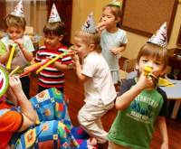 День народження дитини 4 роки сценарій: 5 років, веселий і оригінальний