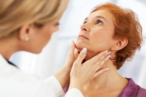 Як виявити захворювання щитовидної залози у жінок?