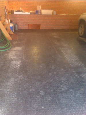 Гумове покриття для гаража та його переваги