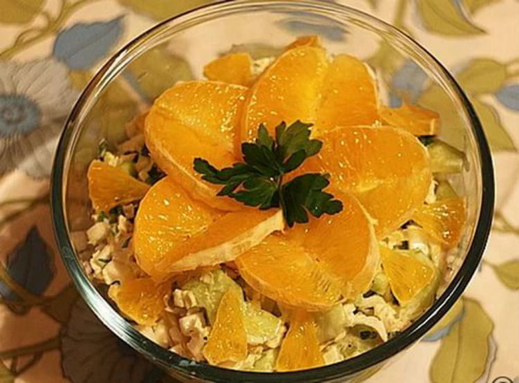 Салат з пекінською капустою і апельсинами – худнемо із смаком