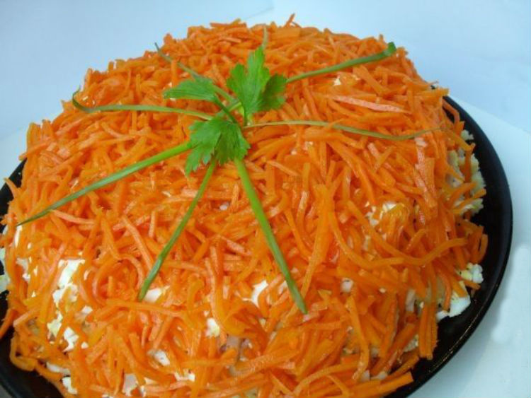 Салат з капусти і редьки: рецепт весняного страви