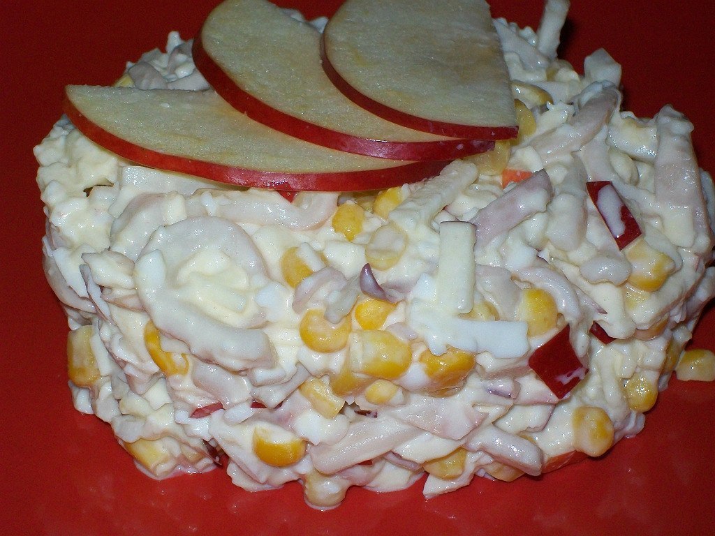 Салат з консервованої кукурудзи та яєць – 5 рецептів