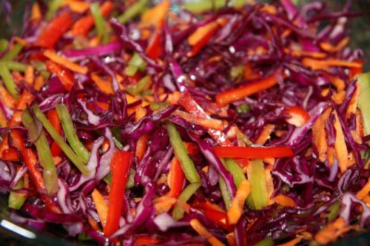 Салат з синьої капусти рецепти – вітамінний бум
