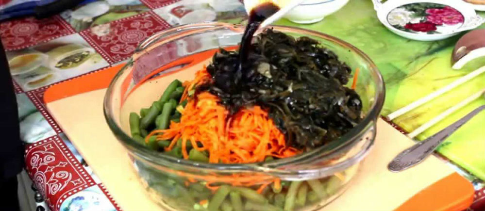 Салат по корейськи з спаржі – нове віяння в кулінарії