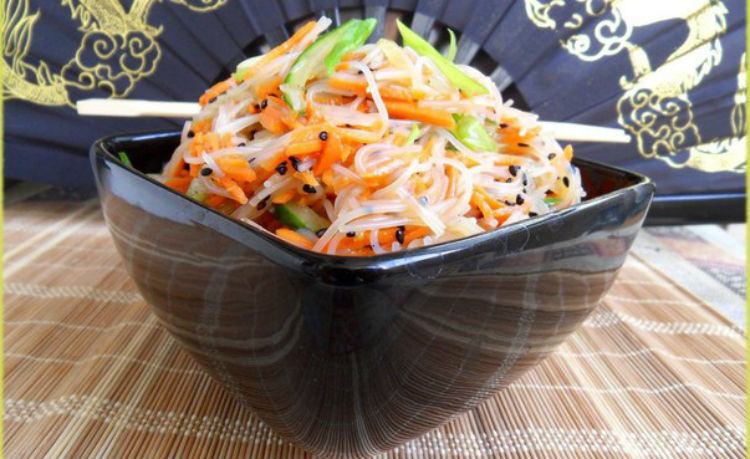 Як приготувати салат фунчоза по–корейськи смачно