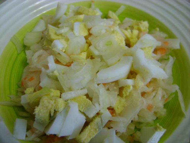 Салат з квашеної капусти – рецепти приготування